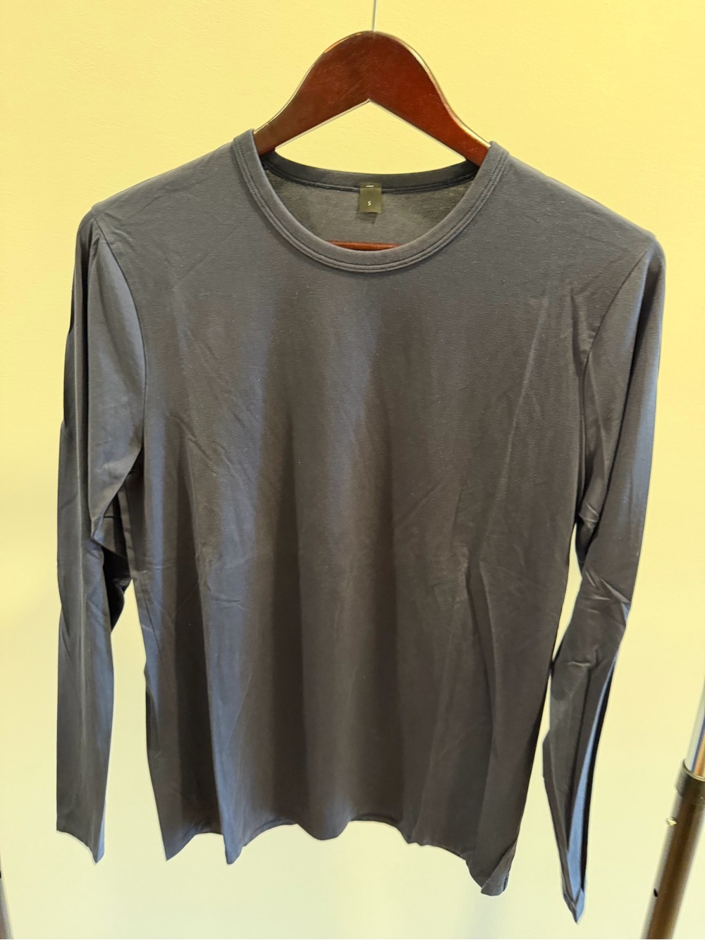 lululemon athletica Men's Long Sleeve Crew - Charcoal